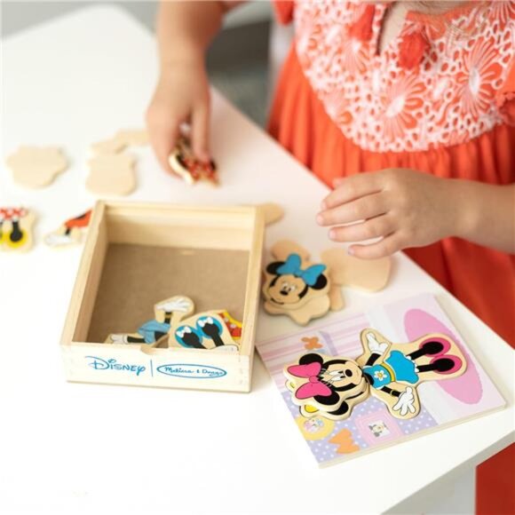 Disney Minnie Mouse Mix and Match Dress-Up Wooden Play Set (18 pcs)-Minnie Mouse - Picture 5 of 7